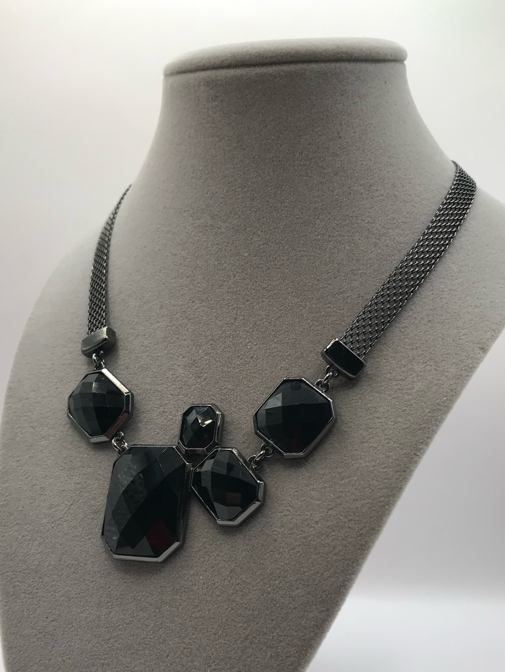 Lia Sophia Gunmetal & Black Faceted Statement Necklace - Picture 3 of 11